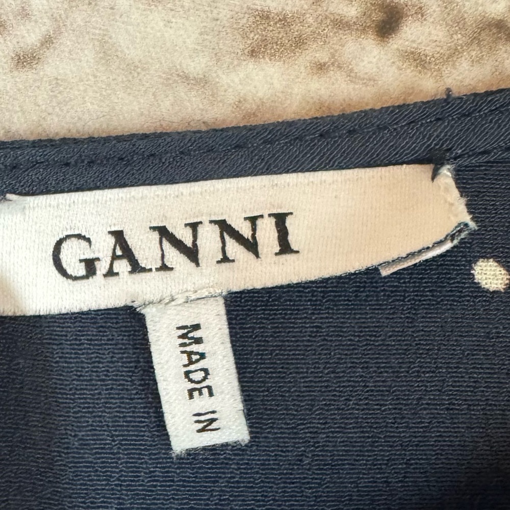 GANNI Women's Size 38 1621 Rosemont Crepe Blouse 3/4 Sleeve Navy White Pin Dots - Picture 2 of 8